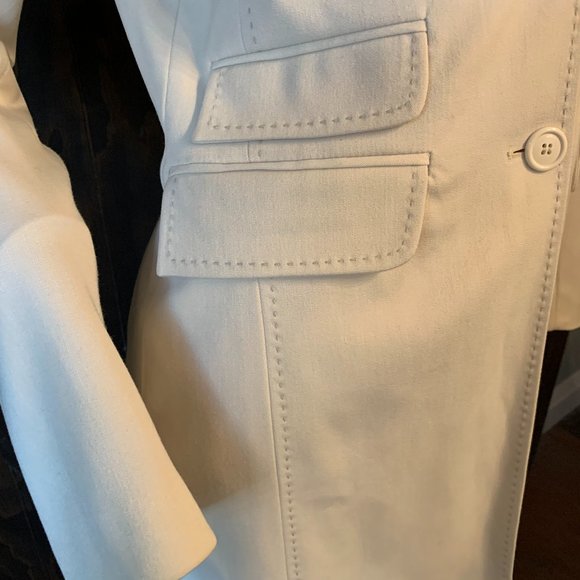 Simply Manakin size 2 ivory /bone pantsuit - Picture 6 of 11